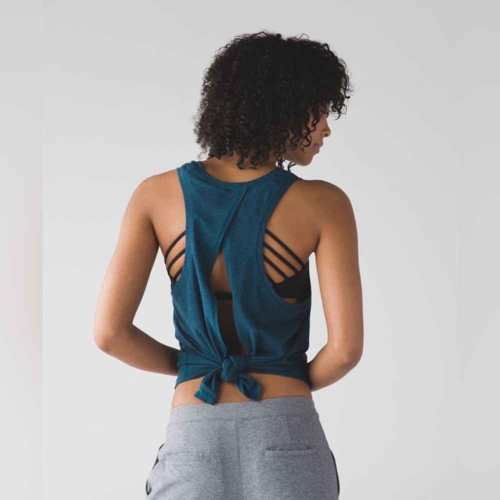 Lululemon Heathered Alberta Lake All Tied Up Tank